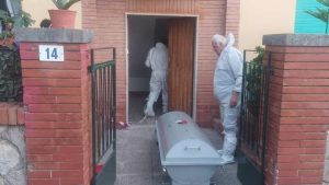 Siena, uccisa da un colpo di fucile in casa