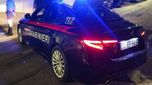 Cagliari, 17enne aggredisce genitori con un machete